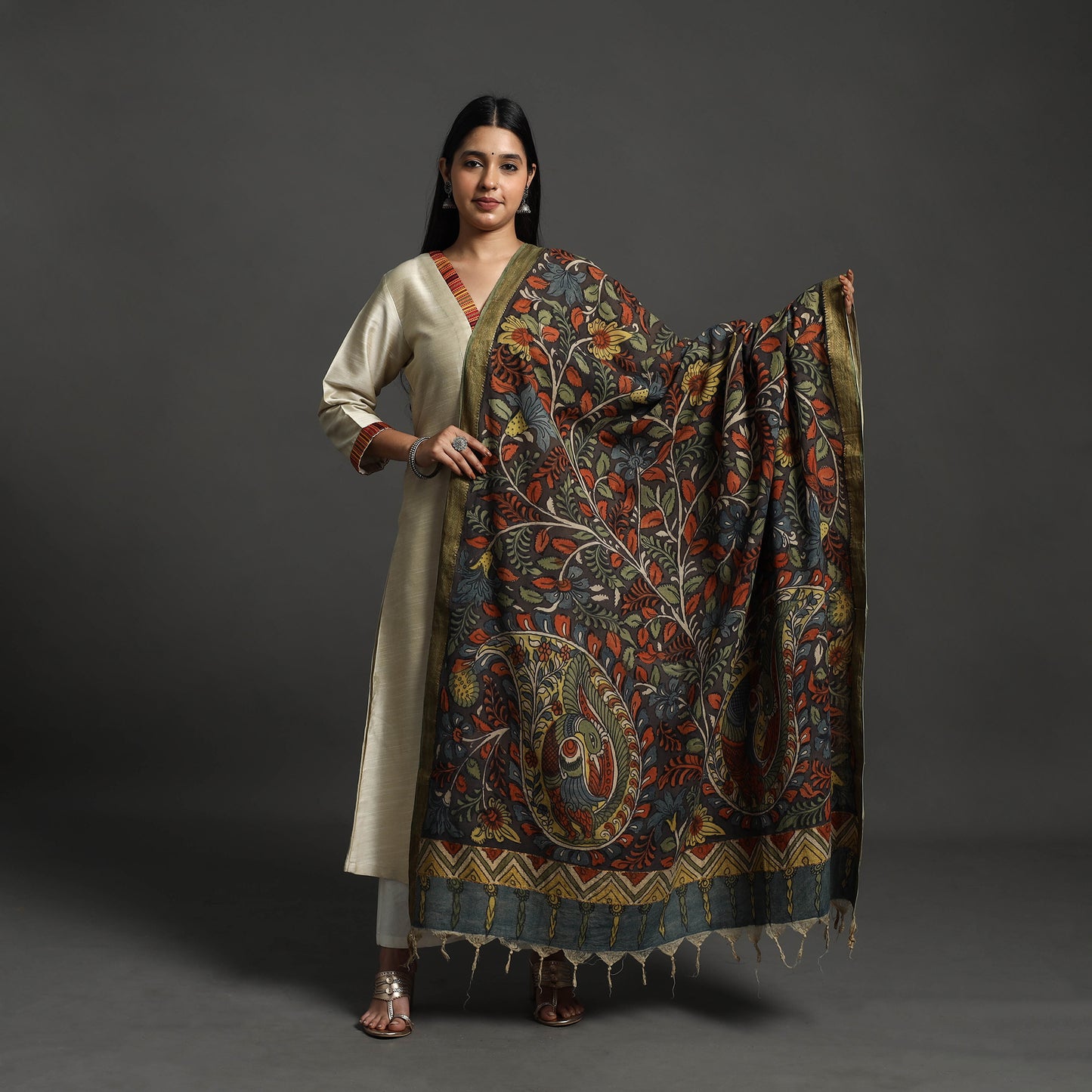 Mangalagiri Cotton Handpainted Pen Work Grey Kalamkari Dupatta 