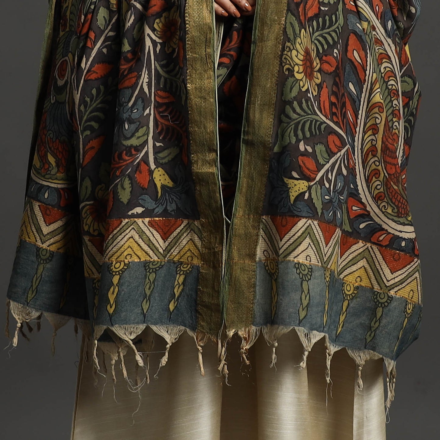 Mangalagiri Cotton Handpainted Pen Work Grey Kalamkari Dupatta 