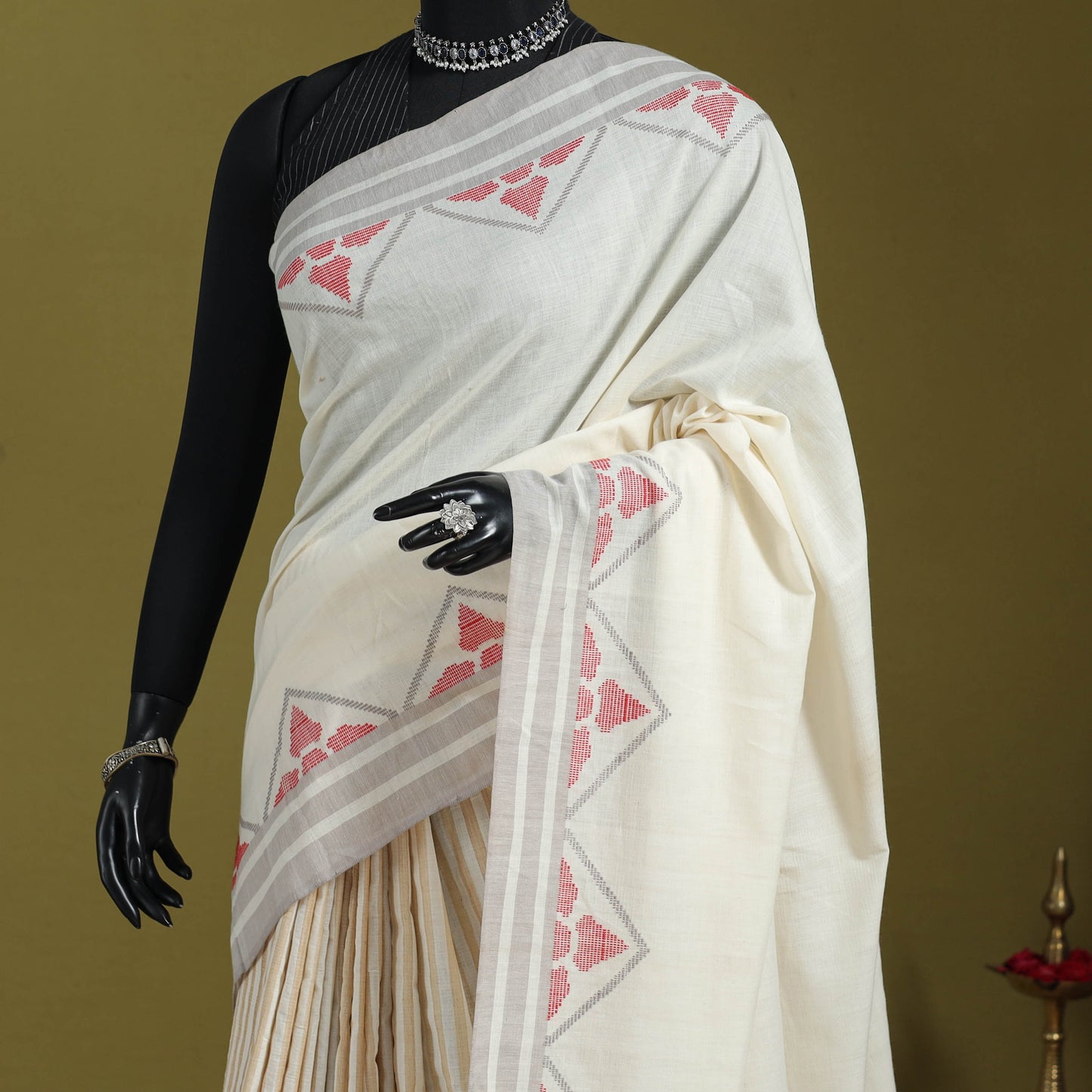 Beige - trangle pattern with red buti extra weft handloom