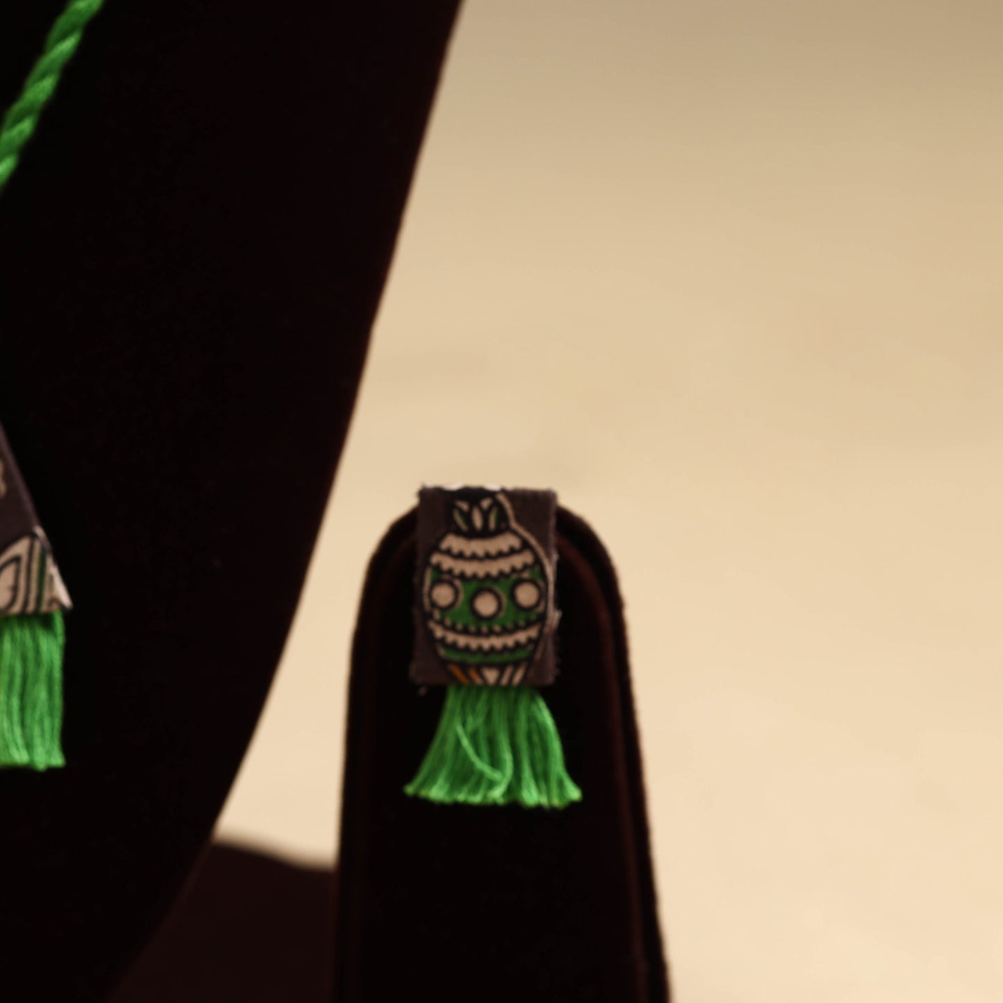 Buy Handmade Fabart Necklace Set