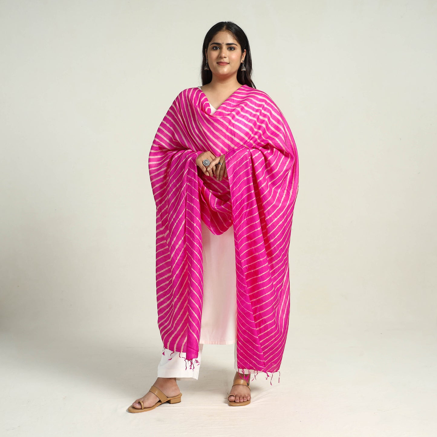 Traditional Tie & Dye Tussar Silk Leheriya Dupatta 01