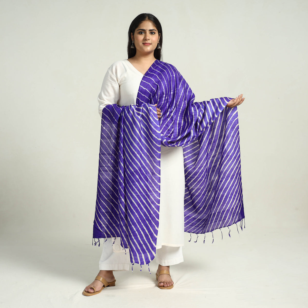 Traditional Tie & Dye Tussar Silk Leheriya Dupatta 03