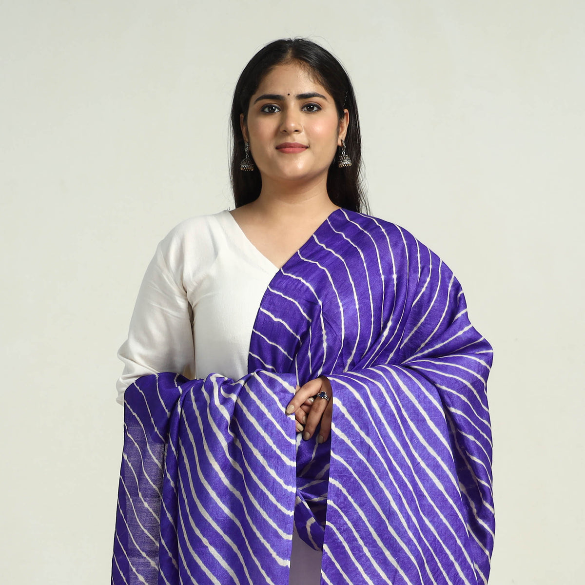 Traditional Tie & Dye Tussar Silk Leheriya Dupatta 03