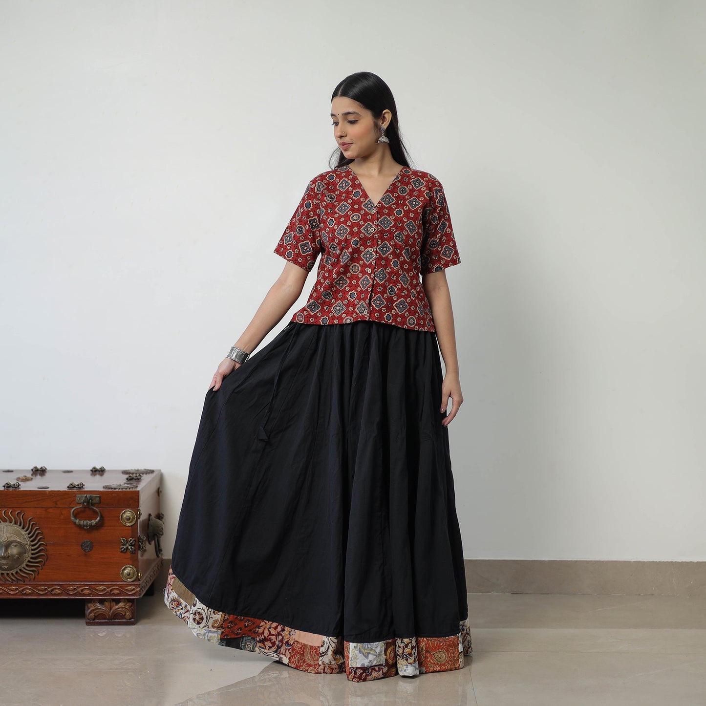 24 Kali Plain Cotton Skirt with Patchwork Border 02