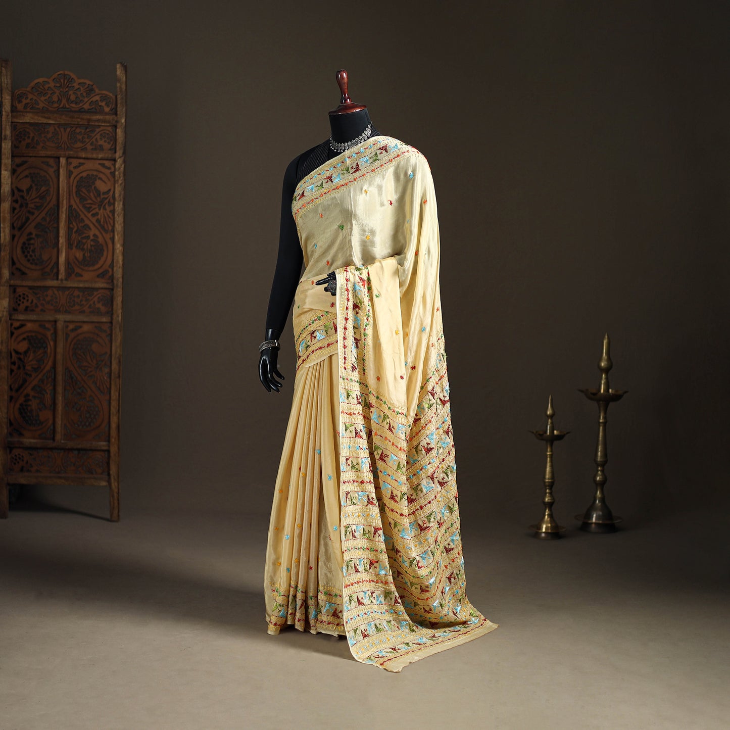 Chinon Silk Hand Embroidery Phulkari Saree 02