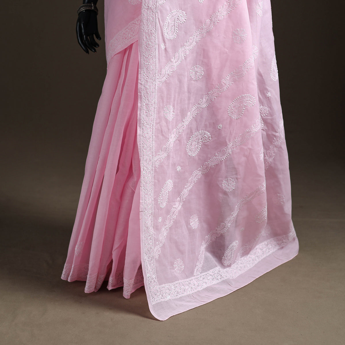 Hand Embroidered Terivoile Cotton Lucknowi Chikankari Saree 03