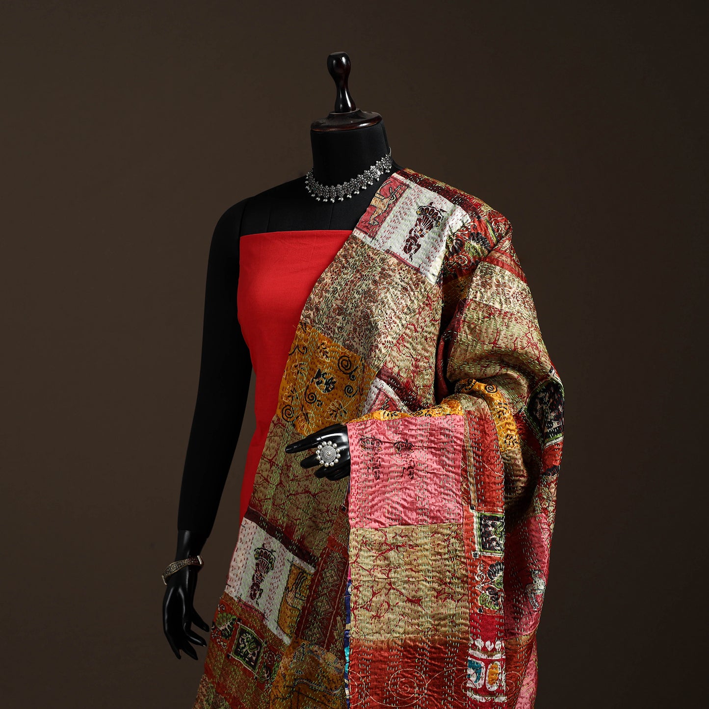 Bengal Hand Embroidery Patchwork Reversible Silk Kantha Dupatta 09