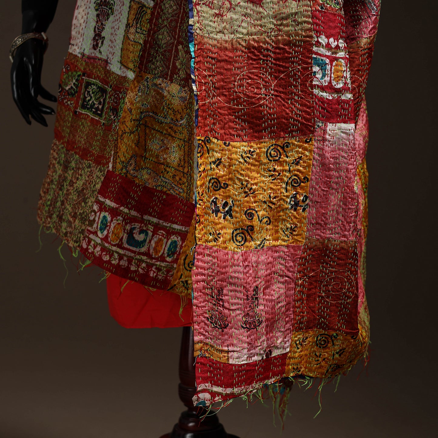 Bengal Hand Embroidery Patchwork Reversible Silk Kantha Dupatta 09