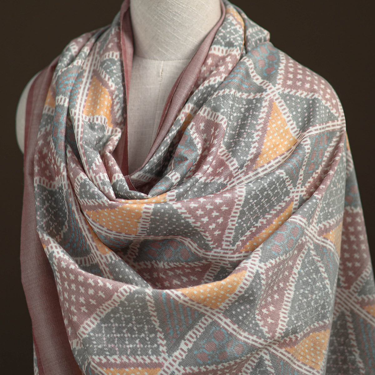 Pochampally Ikat Pure Handwoven Merino Wool x Silk Shawl 04