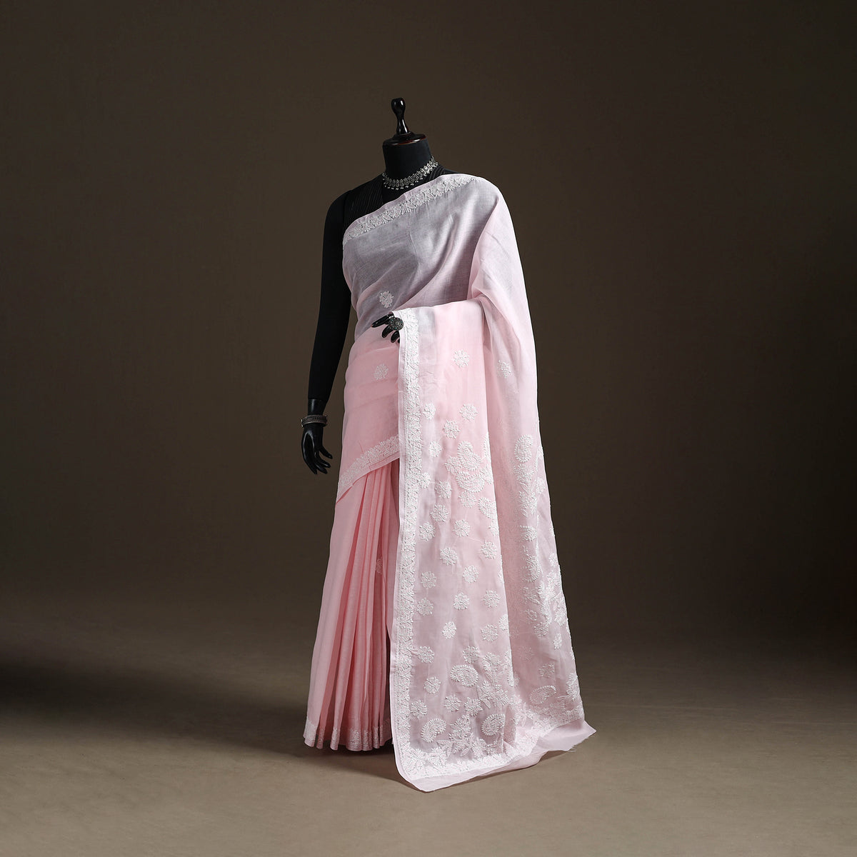 Hand Embroidered Terivoile Cotton Lucknowi Chikankari Saree 05
