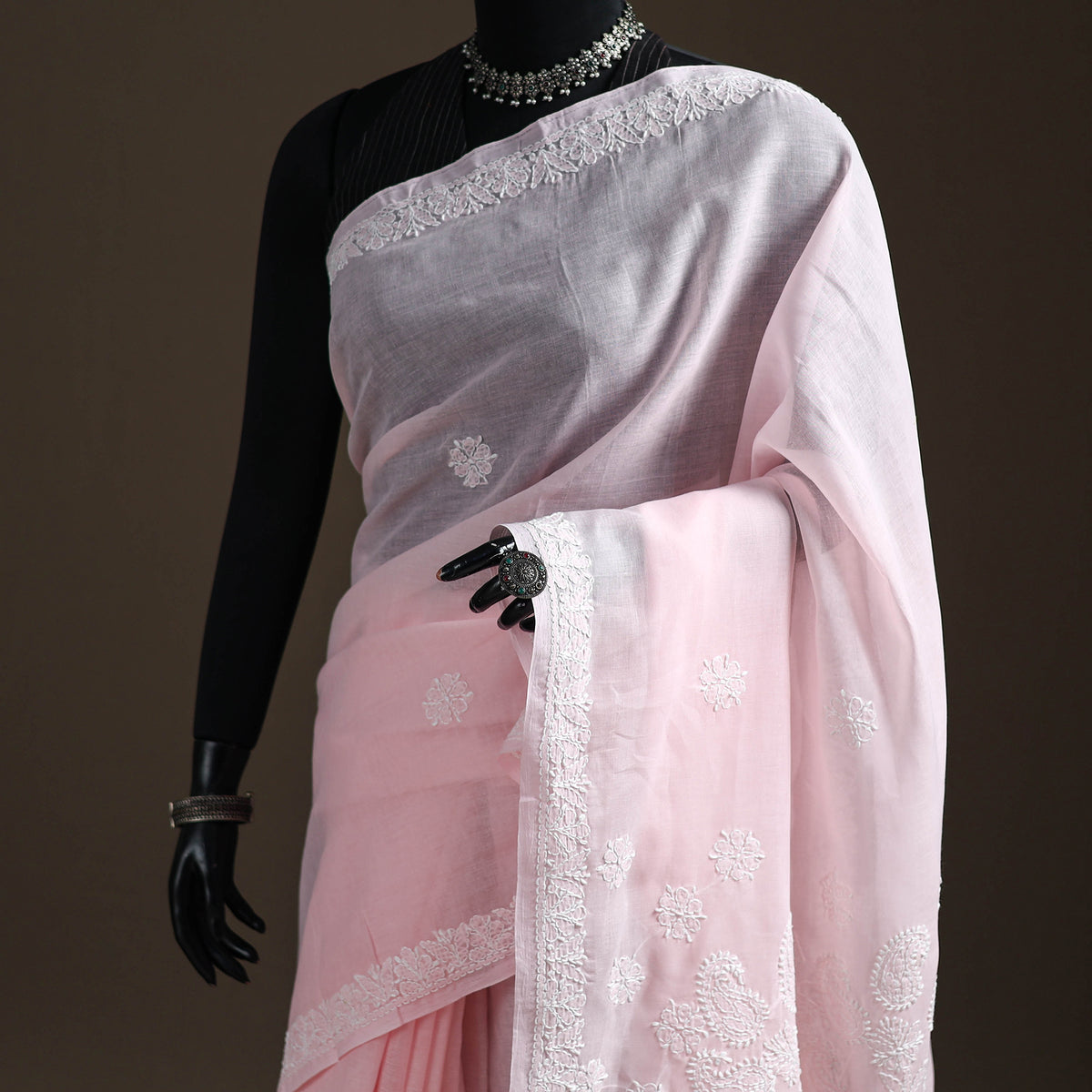 Hand Embroidered Terivoile Cotton Lucknowi Chikankari Saree 05
