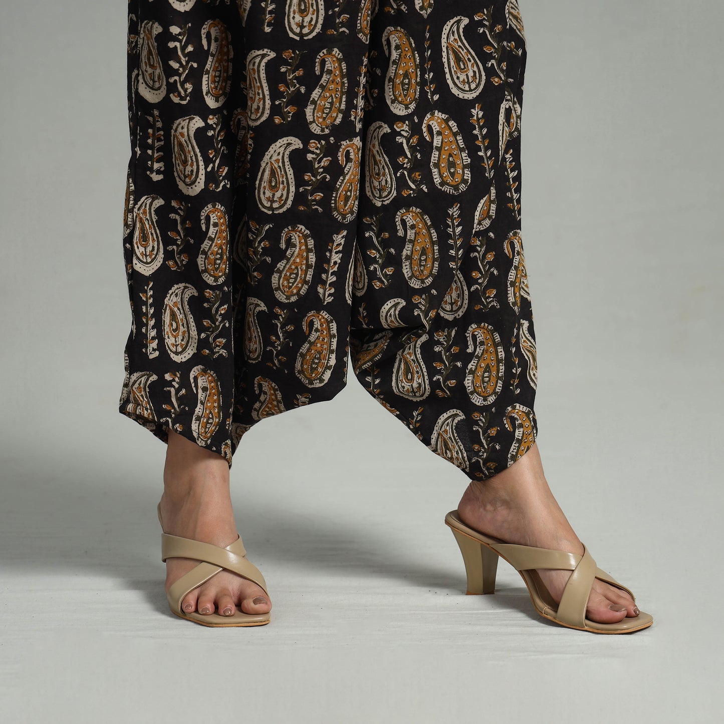 Black - Bagru Block Print Cotton Elasticated Harem Pant 01