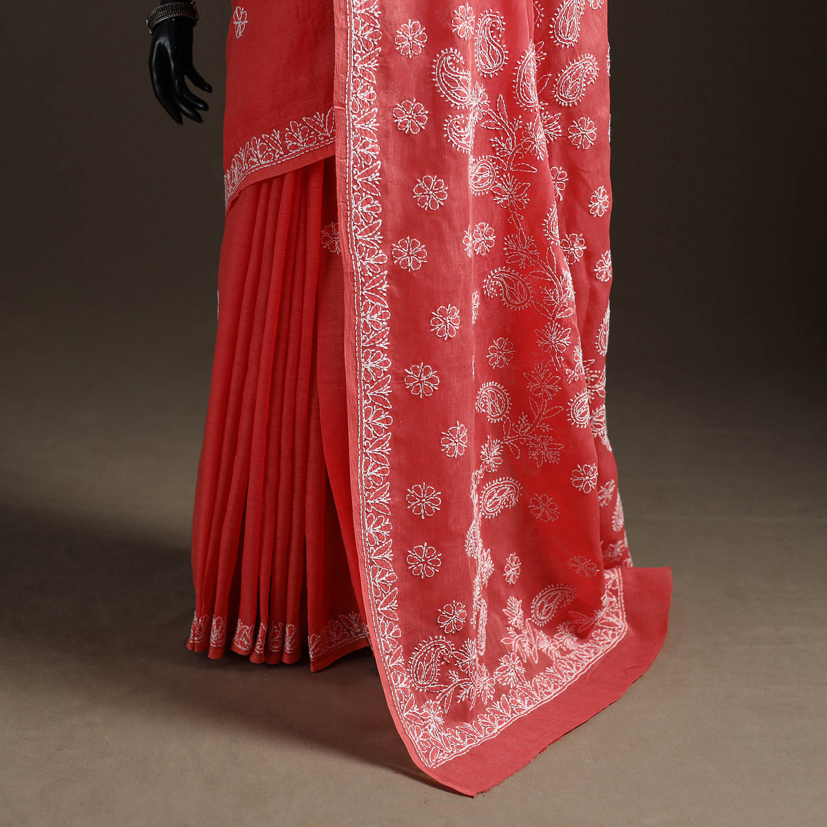 Hand Embroidered Terivoile Cotton Lucknowi Chikankari Saree 06