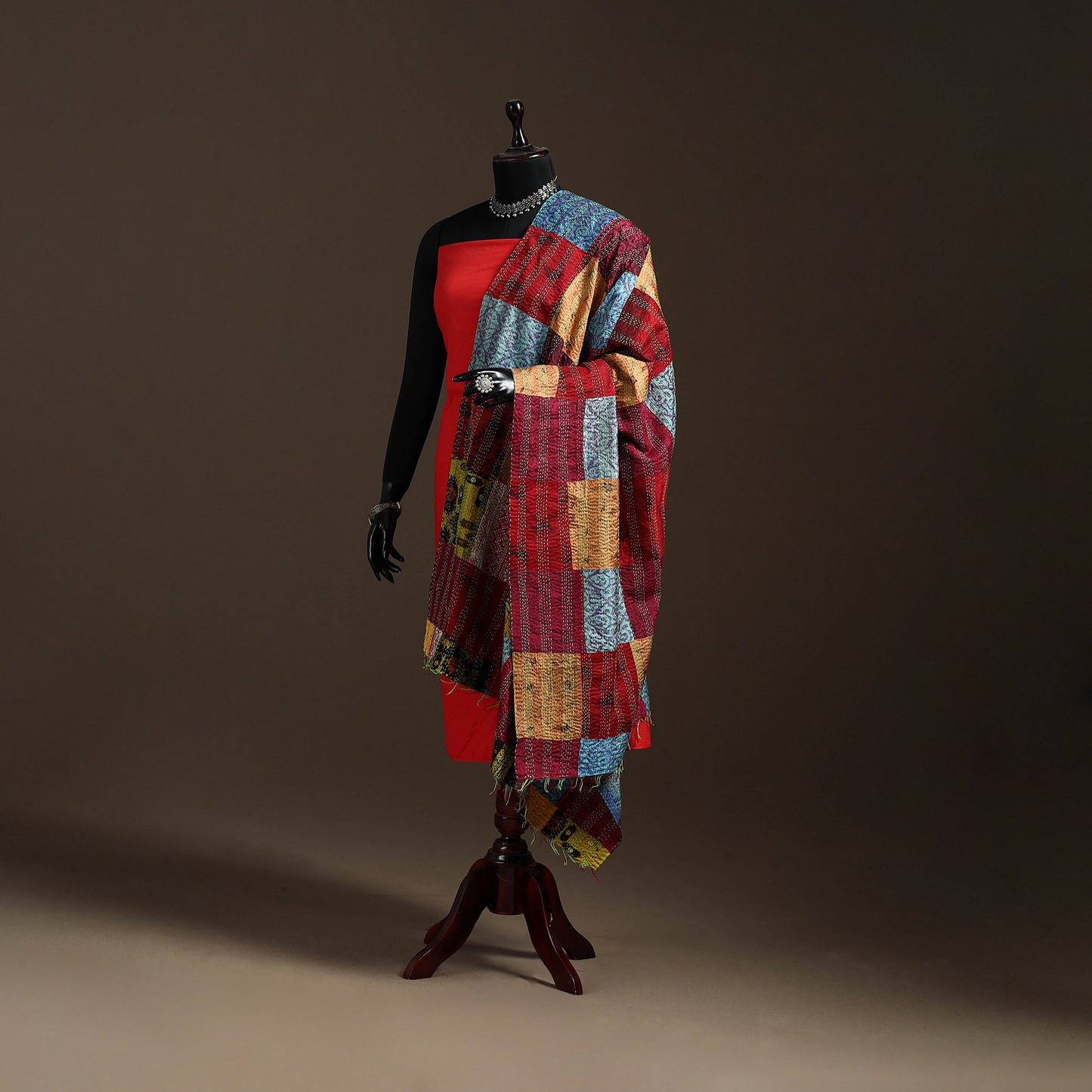 Bengal Hand Embroidery Patchwork Reversible Silk Kantha Dupatta 14