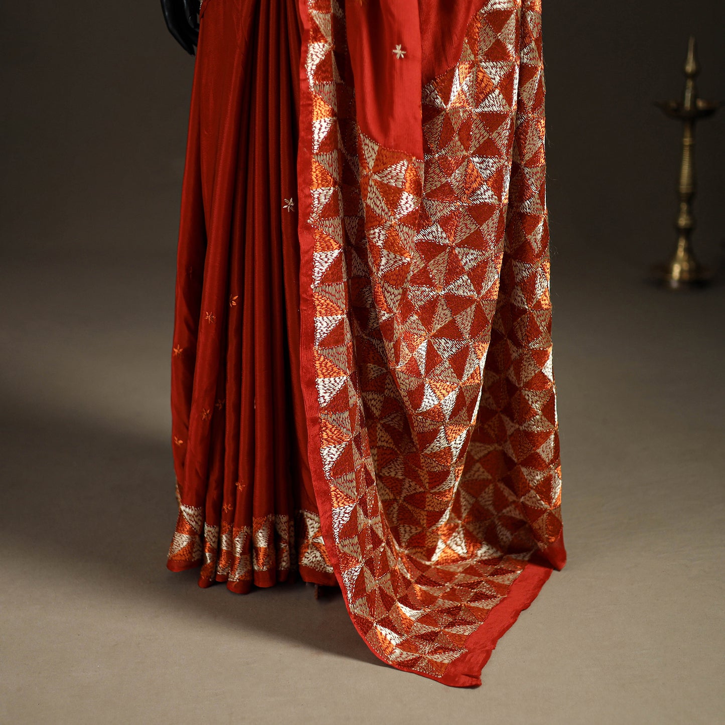 Chinon Silk Hand Embroidery Phulkari Saree 06