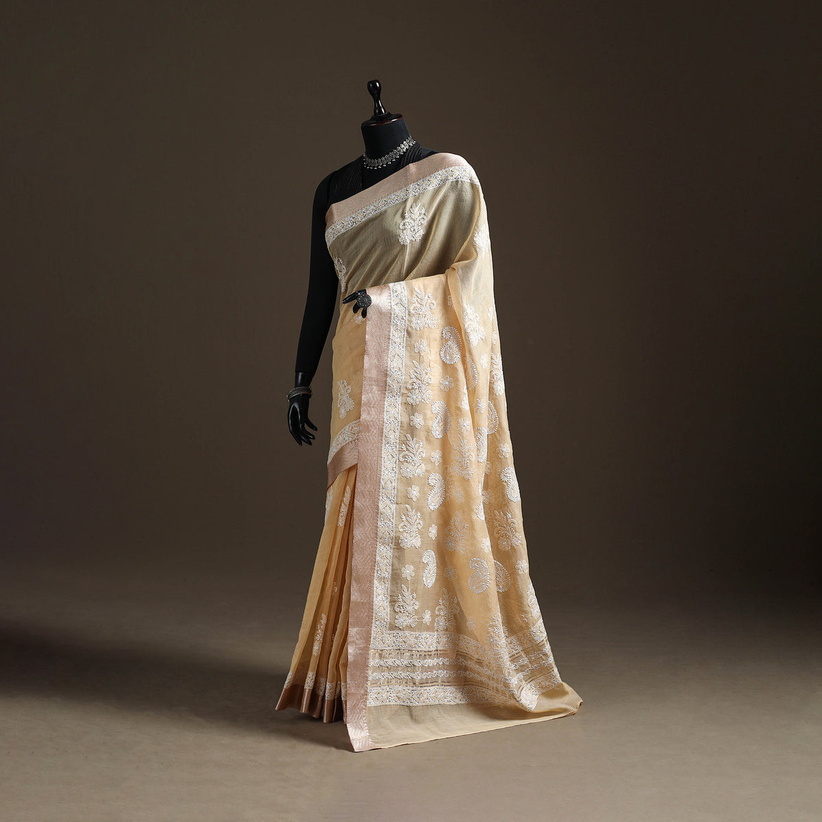Hand Embroidered Kota Doria Cotton Lucknowi Chikankari Saree with Border 10