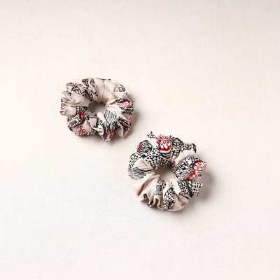 Handmade Fabart Rubber Band/Scrunchies (Set of 2) 03