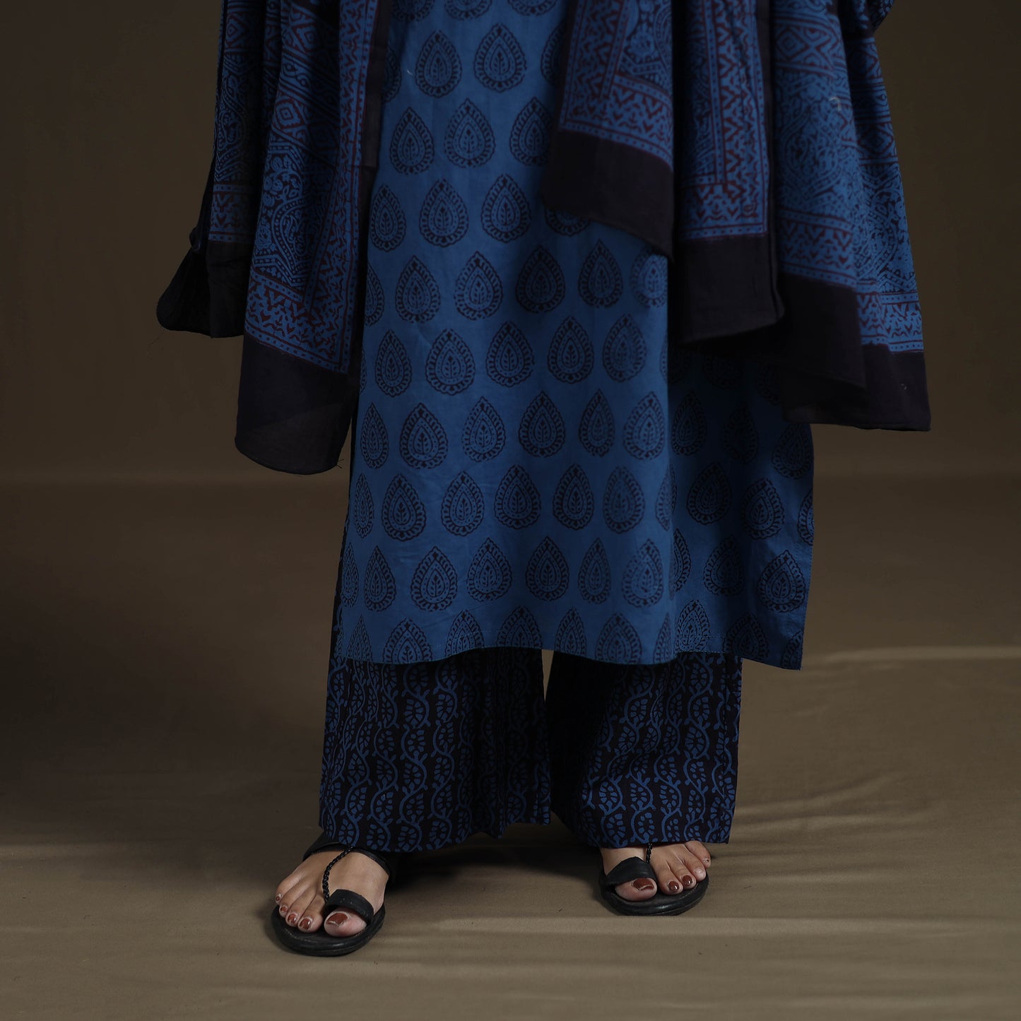 Natural Dyed Hand Block Bagh Print Cotton Suit Set with Dupatta for Women 25