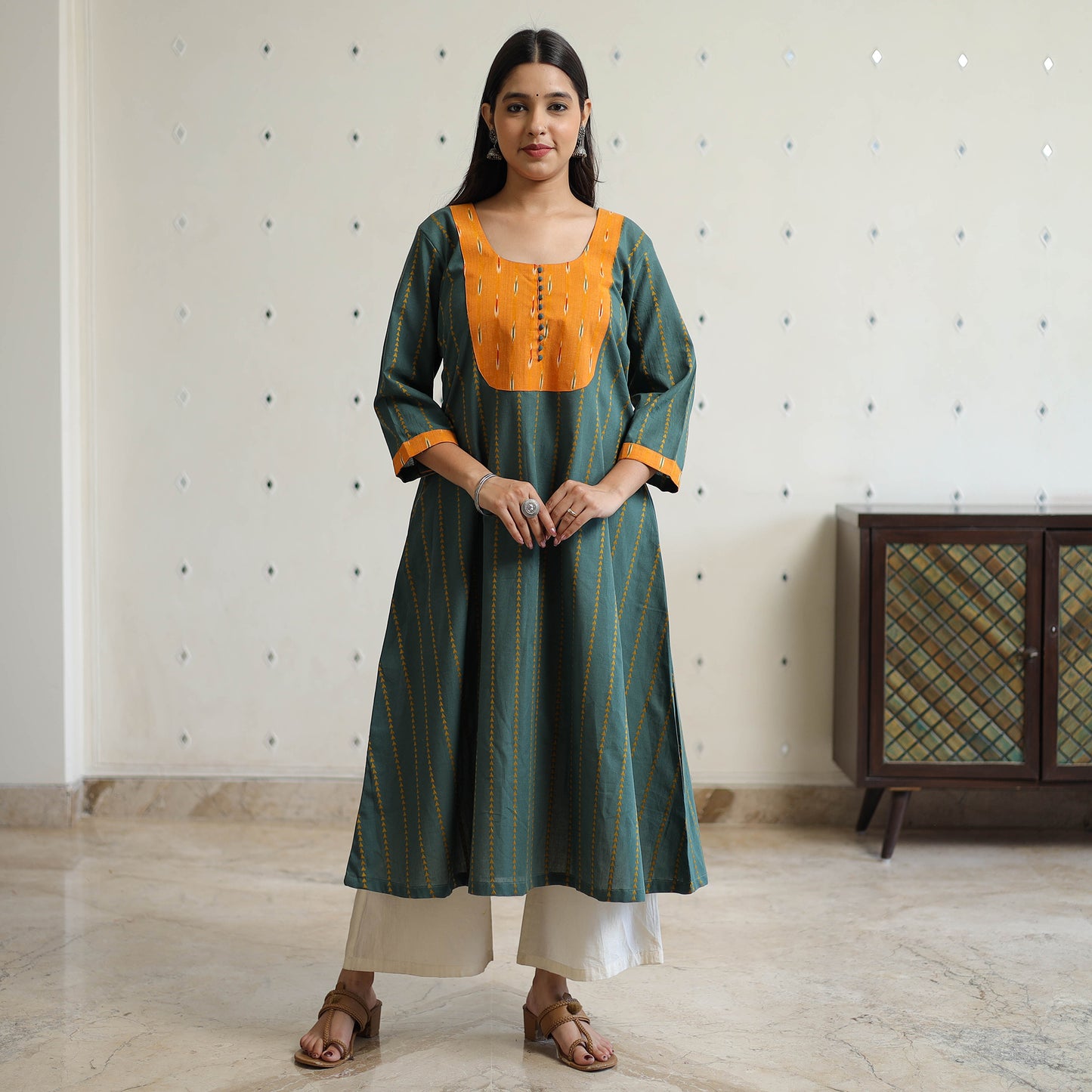 Buy Jacquard Weave Cotton Kurta with Ikat Patchwork 16 Online at iTokri.com