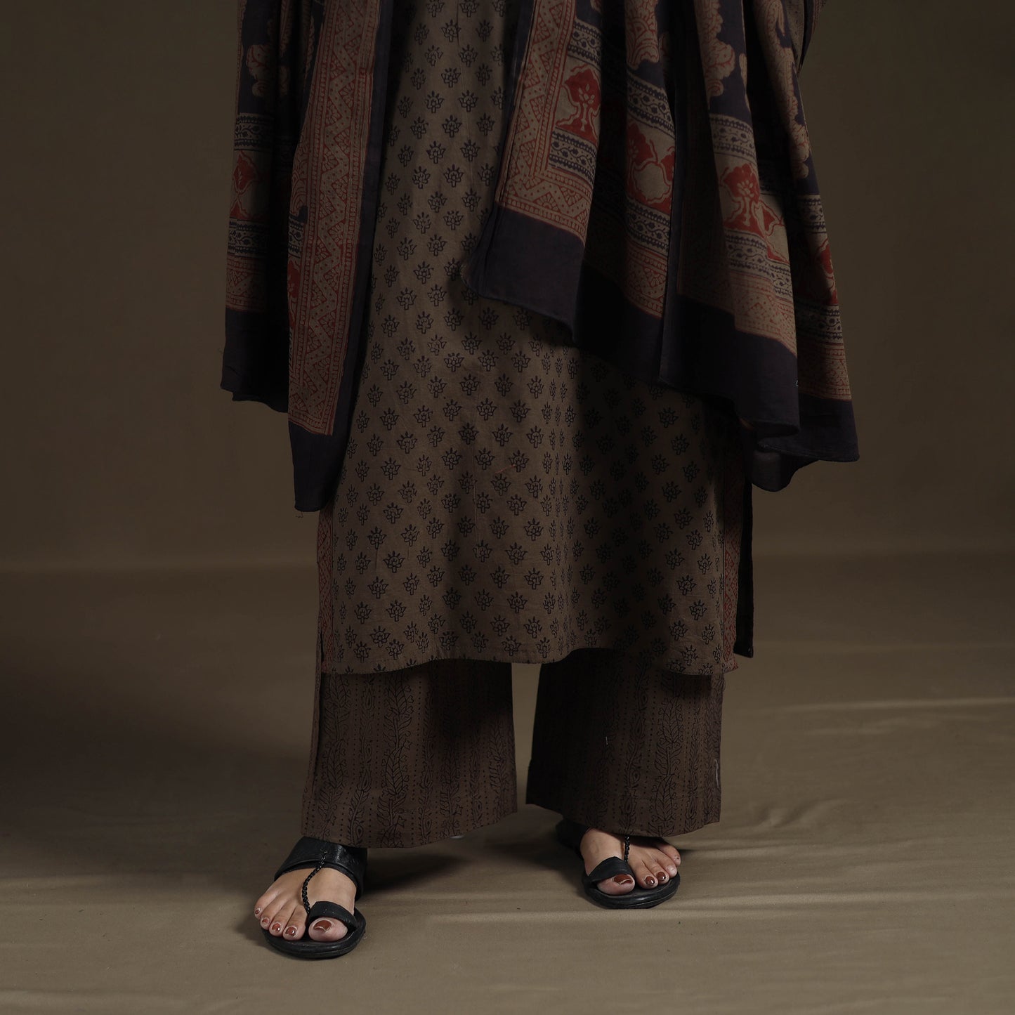 Natural Dyed Hand Block Bagh Print Cotton Suit Set with Dupatta for Women 27