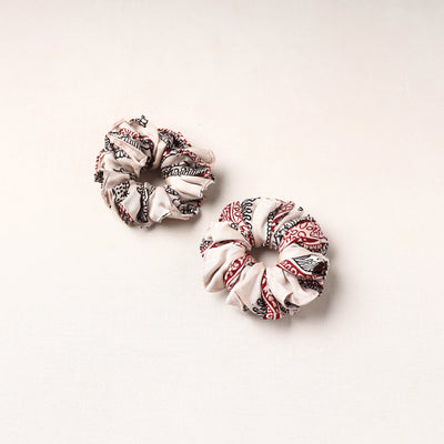 Handmade Fabart Rubber Band/Scrunchies (Set of 2) 12