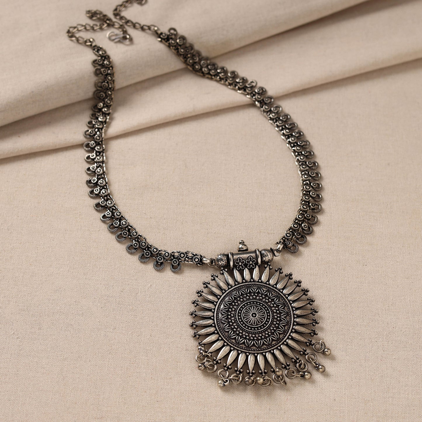 Antique Finish Oxidised White Metal Necklace 67