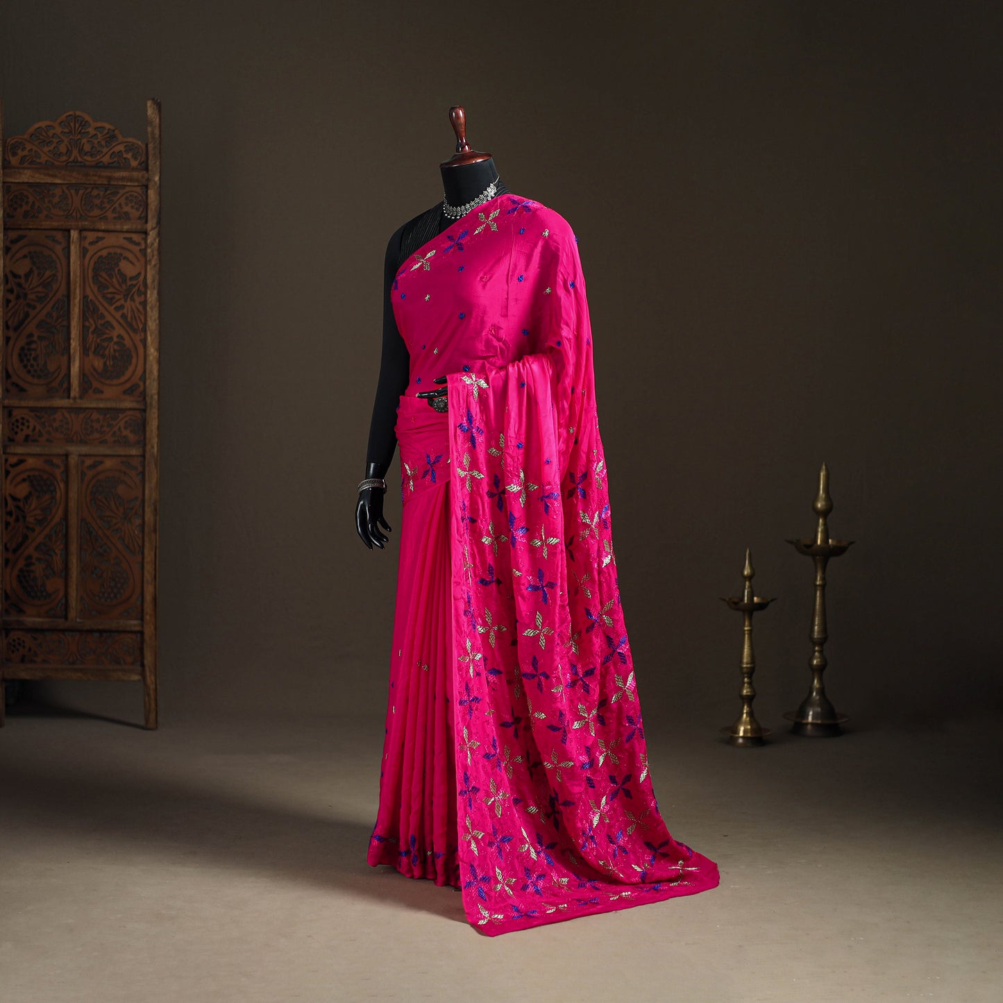 Chinon Silk Hand Embroidery Phulkari Saree 16