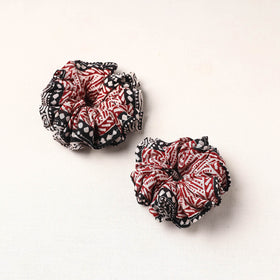 Handmade Fabart Rubber Band/Scrunchies (Set of 2) 18