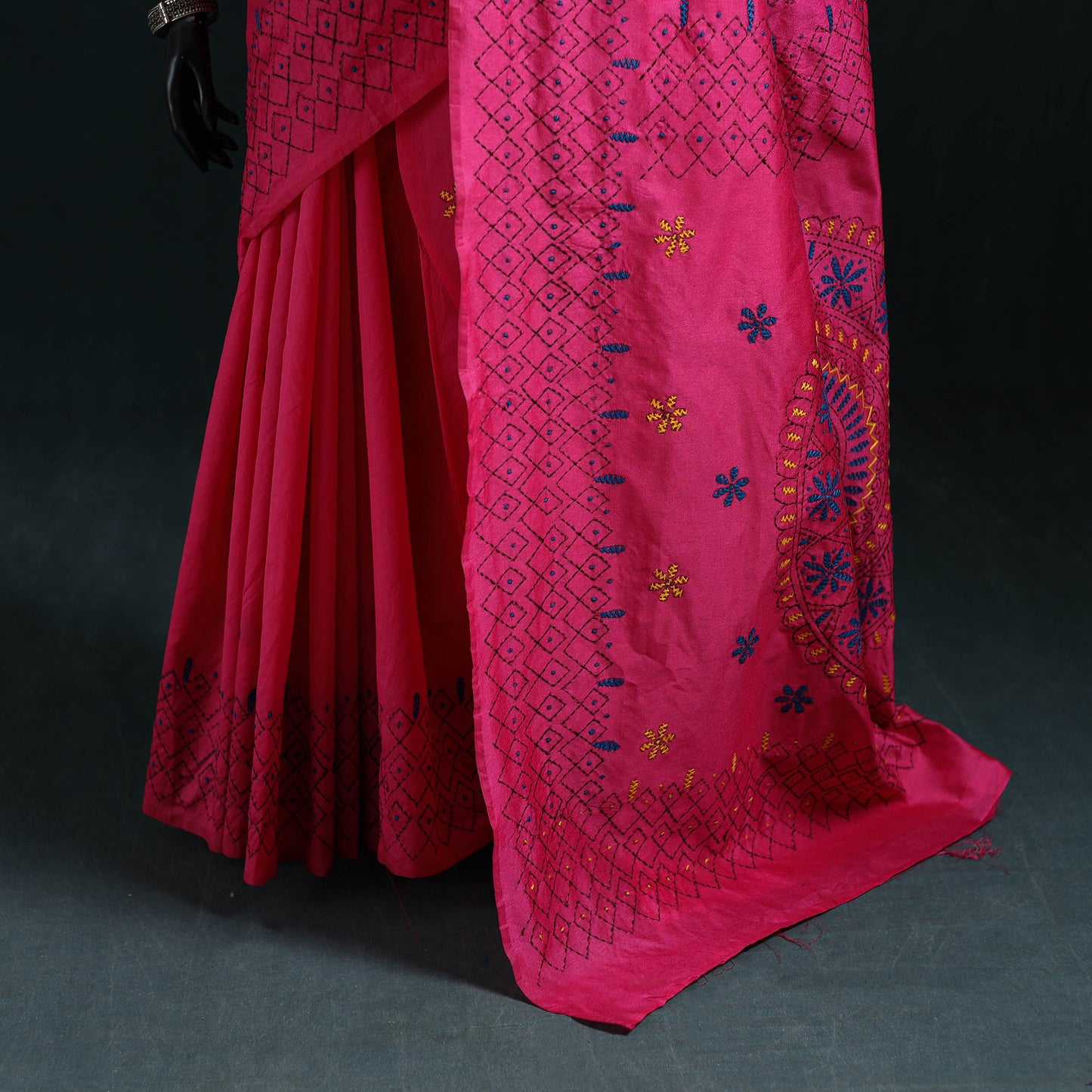 Pink - Bengal Hand Embroidery Silk Nakshi Kantha Saree 28