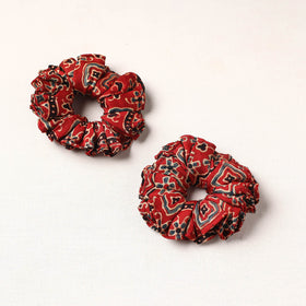 Handmade Fabart Rubber Band/Scrunchies (Set of 2) 19