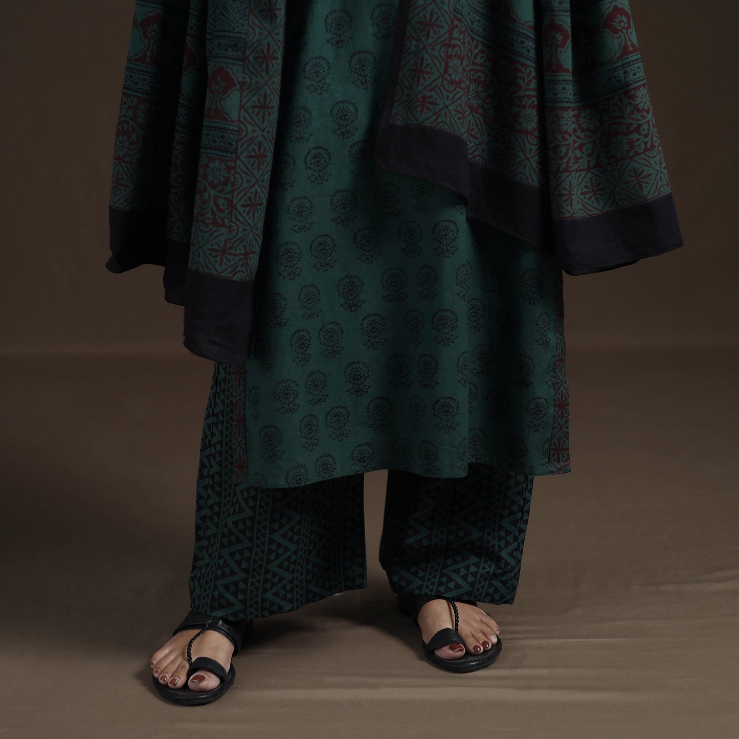 Natural Dyed Hand Block Bagh Print Cotton Suit Set with Dupatta for Women 29