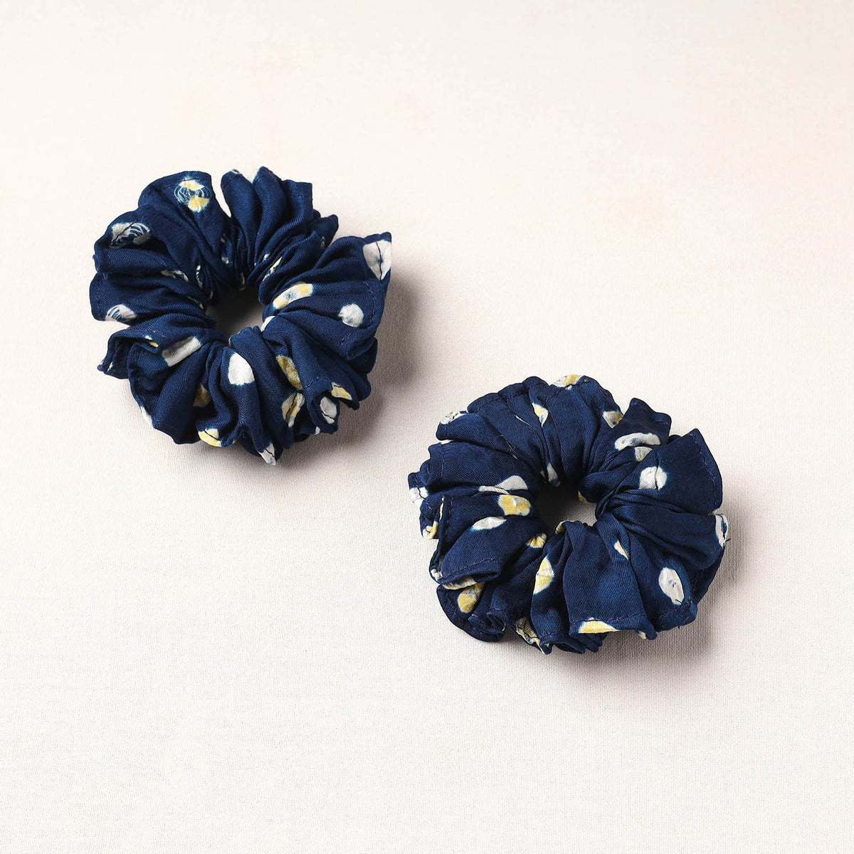 Handmade Fabart Rubber Band/Scrunchies (Set of 2) 22