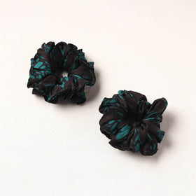 Handmade Fabart Rubber Band/Scrunchies (Set of 2) 25