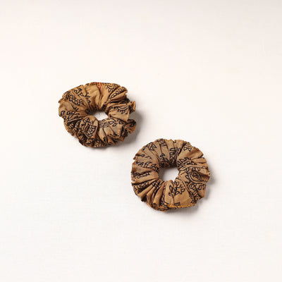 Handmade Fabart Rubber Band/Scrunchies (Set of 2) 27