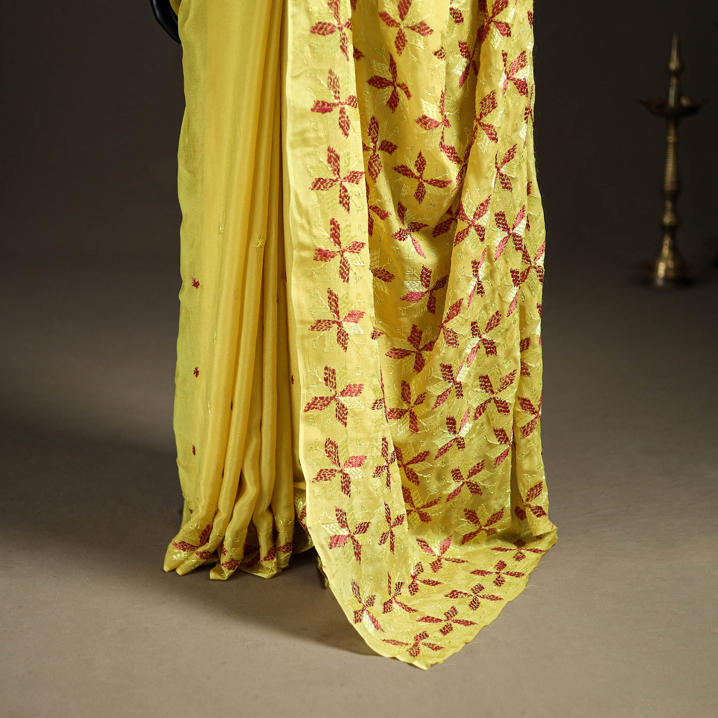 Chinon Silk Hand Embroidery Phulkari Saree 21