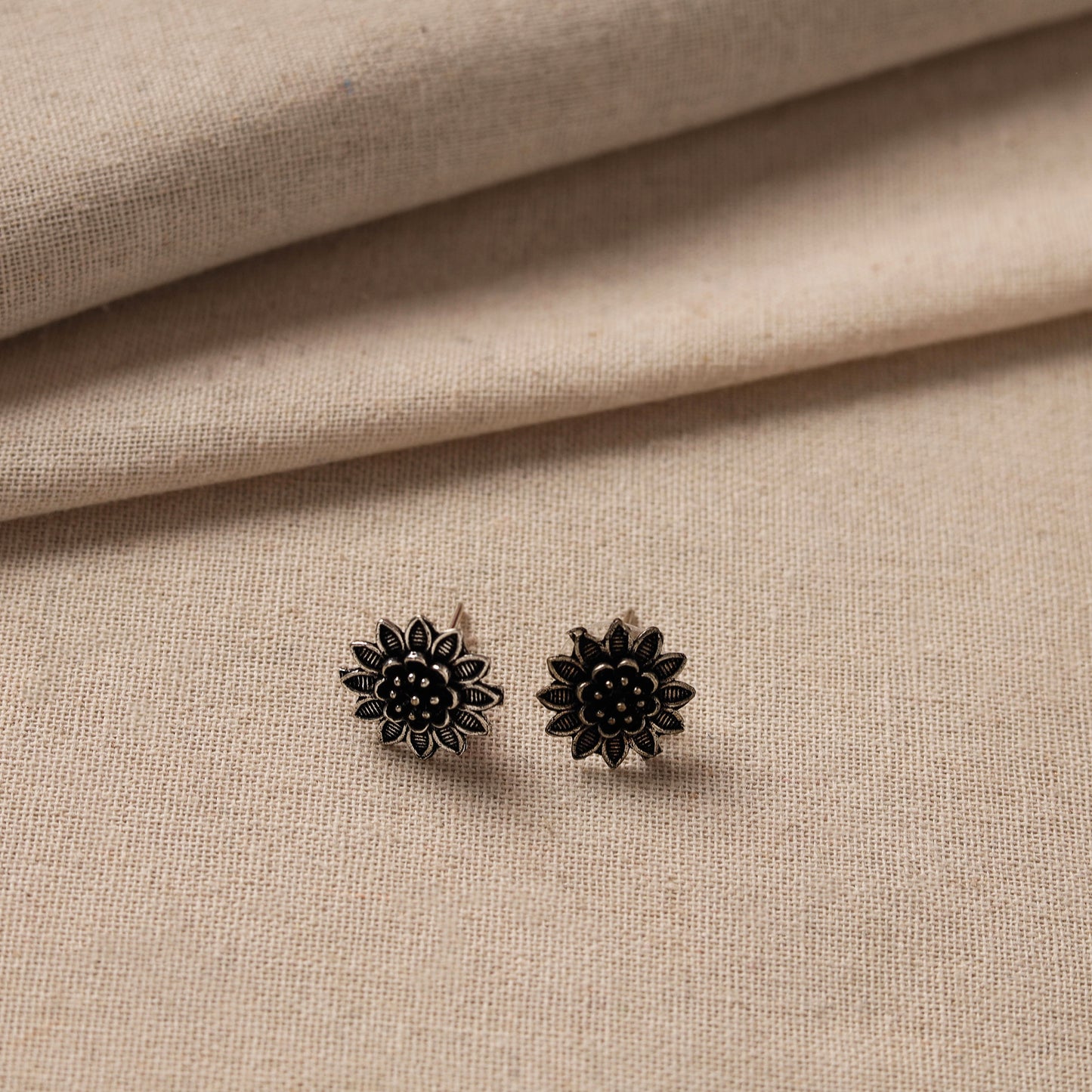 Antique Finish Oxidised White Metal Stud Earrings 78