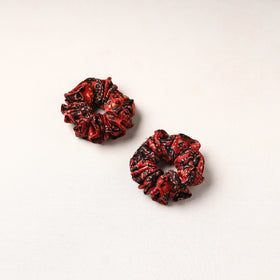 Handmade Fabart Rubber Band/Scrunchies (Set of 2) 32