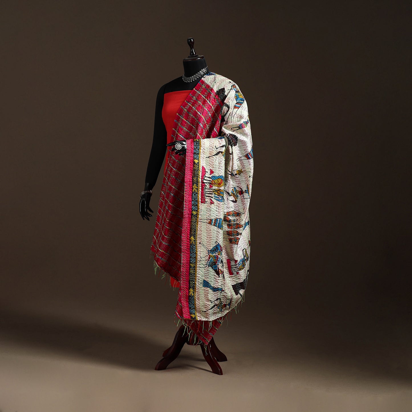 Bengal Hand Embroidery Patchwork Reversible Silk Kantha Dupatta 24