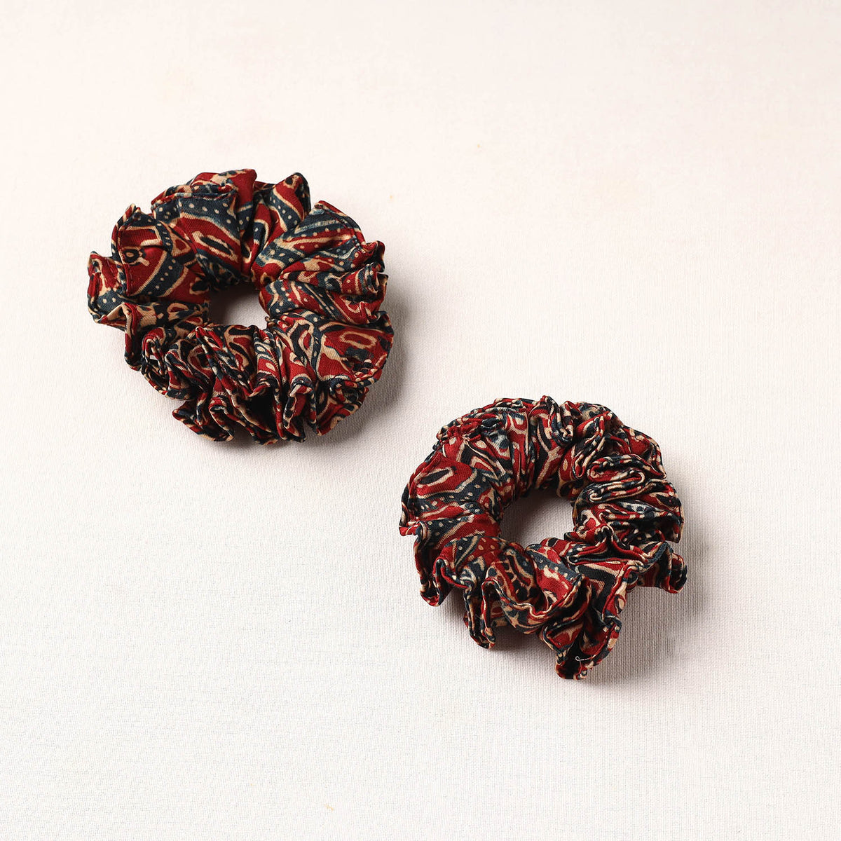 Handmade Fabart Rubber Band/Scrunchies (Set of 2) 35