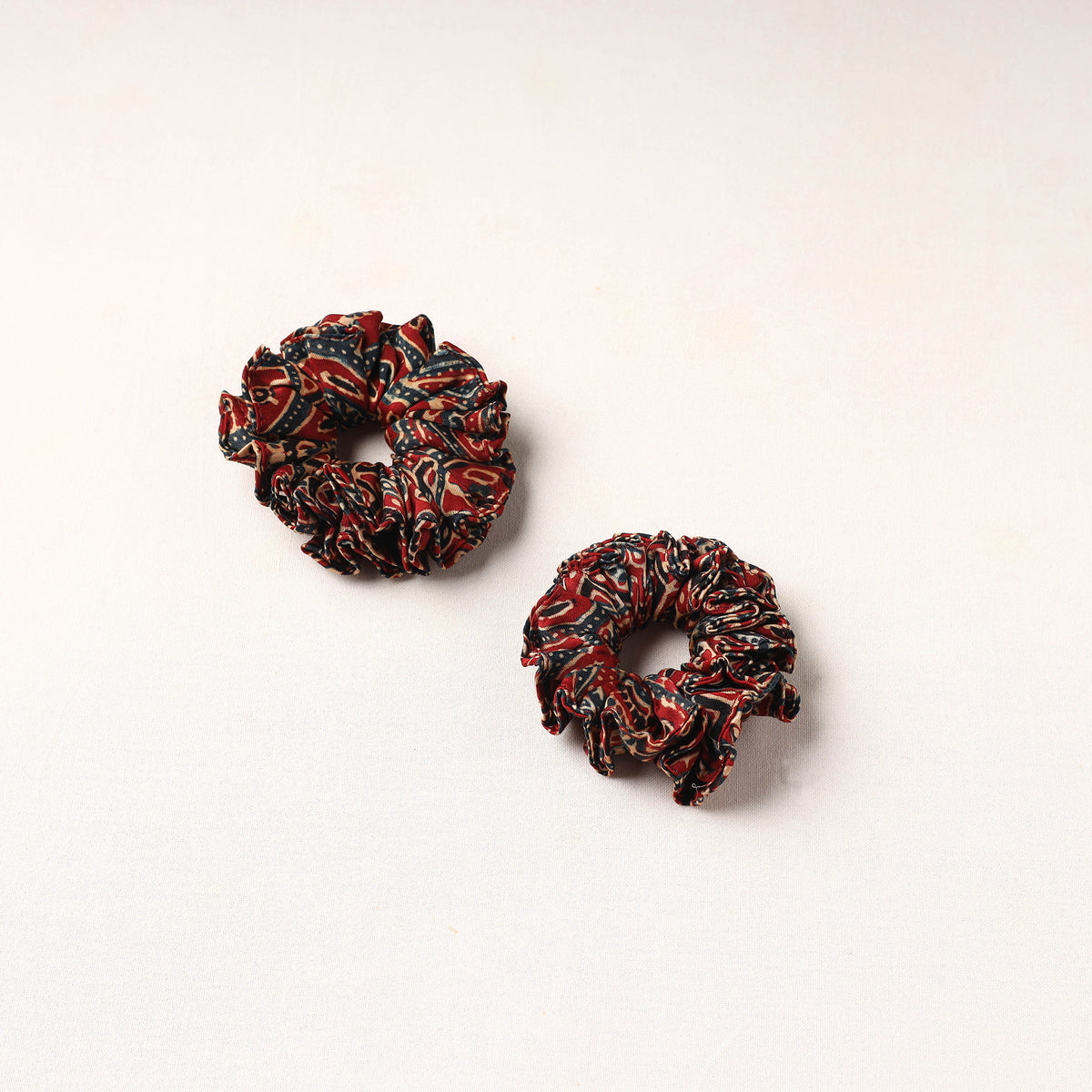 Handmade Fabart Rubber Band/Scrunchies (Set of 2) 35