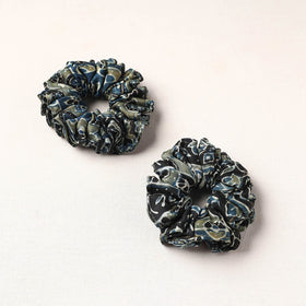 Handmade Fabart Rubber Band/Scrunchies (Set of 2) 41