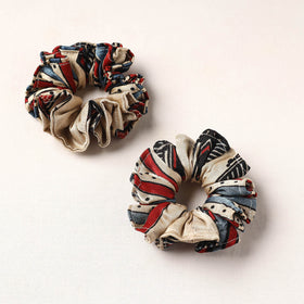 Handmade Fabart Rubber Band/Scrunchies (Set of 2) 43