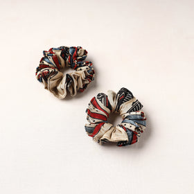 Handmade Fabart Rubber Band/Scrunchies (Set of 2) 43