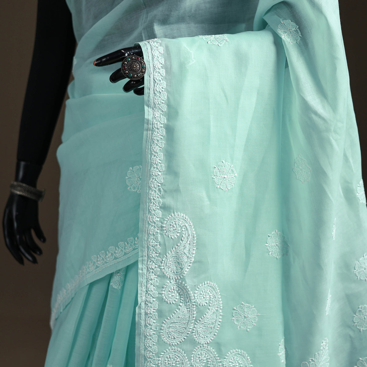 Hand Embroidered Terivoile Cotton Lucknowi Chikankari Saree 20