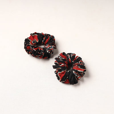 Handmade Fabart Rubber Band/Scrunchies (Set of 2) 45