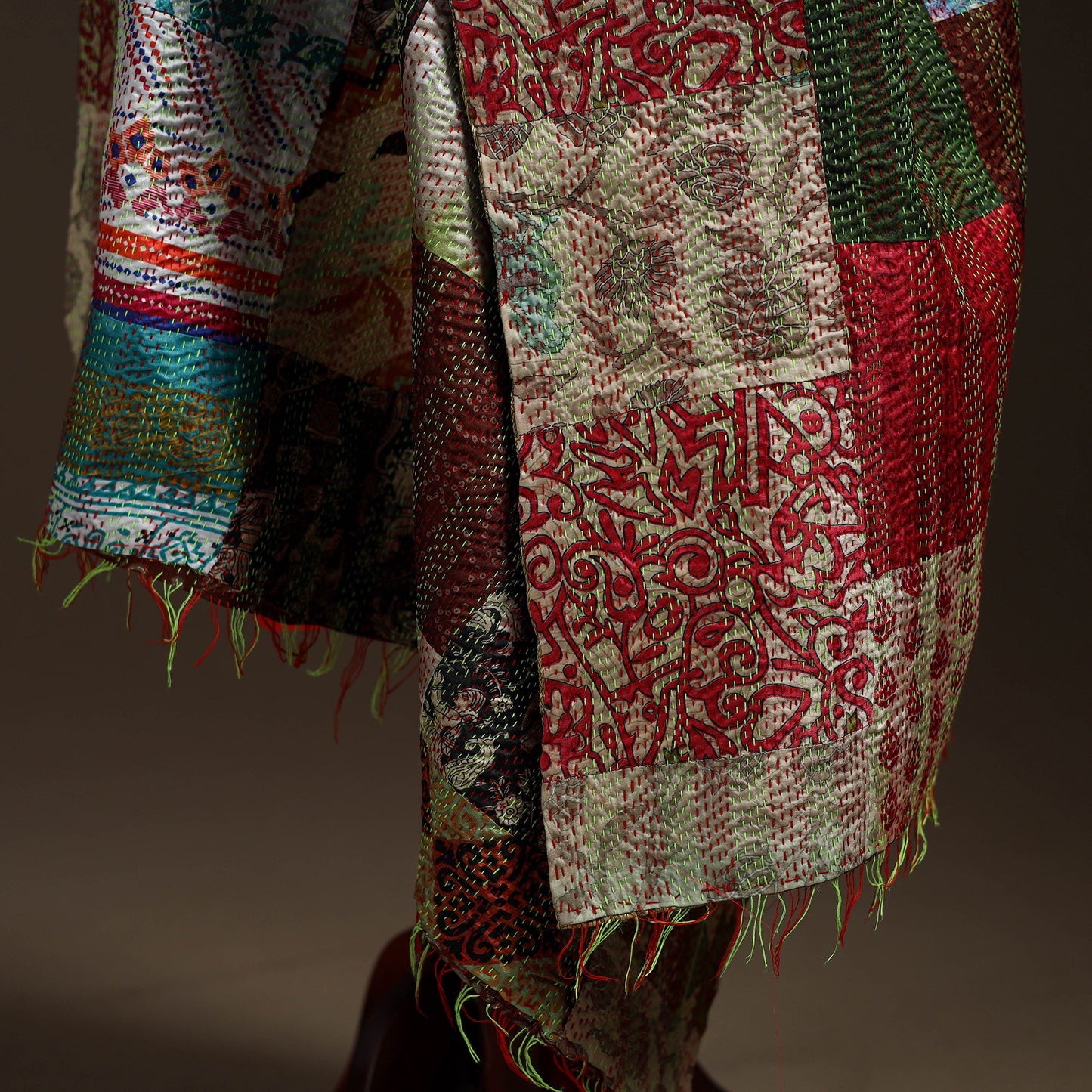 Bengal Hand Embroidery Patchwork Reversible Silk Kantha Dupatta 27