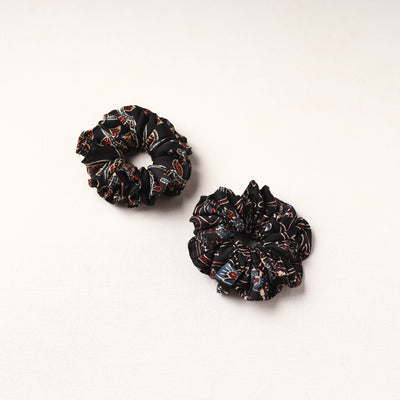 Handmade Fabart Rubber Band/Scrunchies (Set of 2) 48