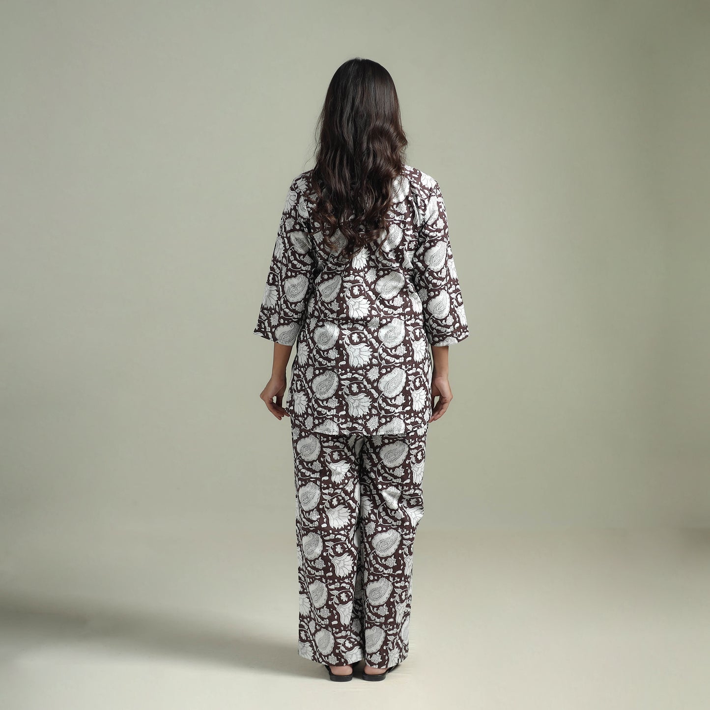 Sanganeri Floral Printed Cotton Night Suit for Women 05