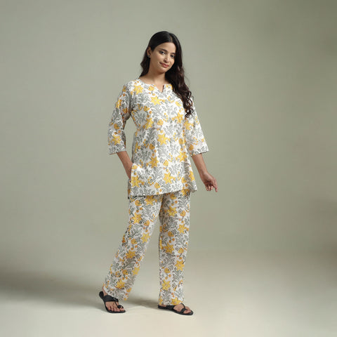 Sanganeri Floral Printed Cotton Night Suit for Women 11