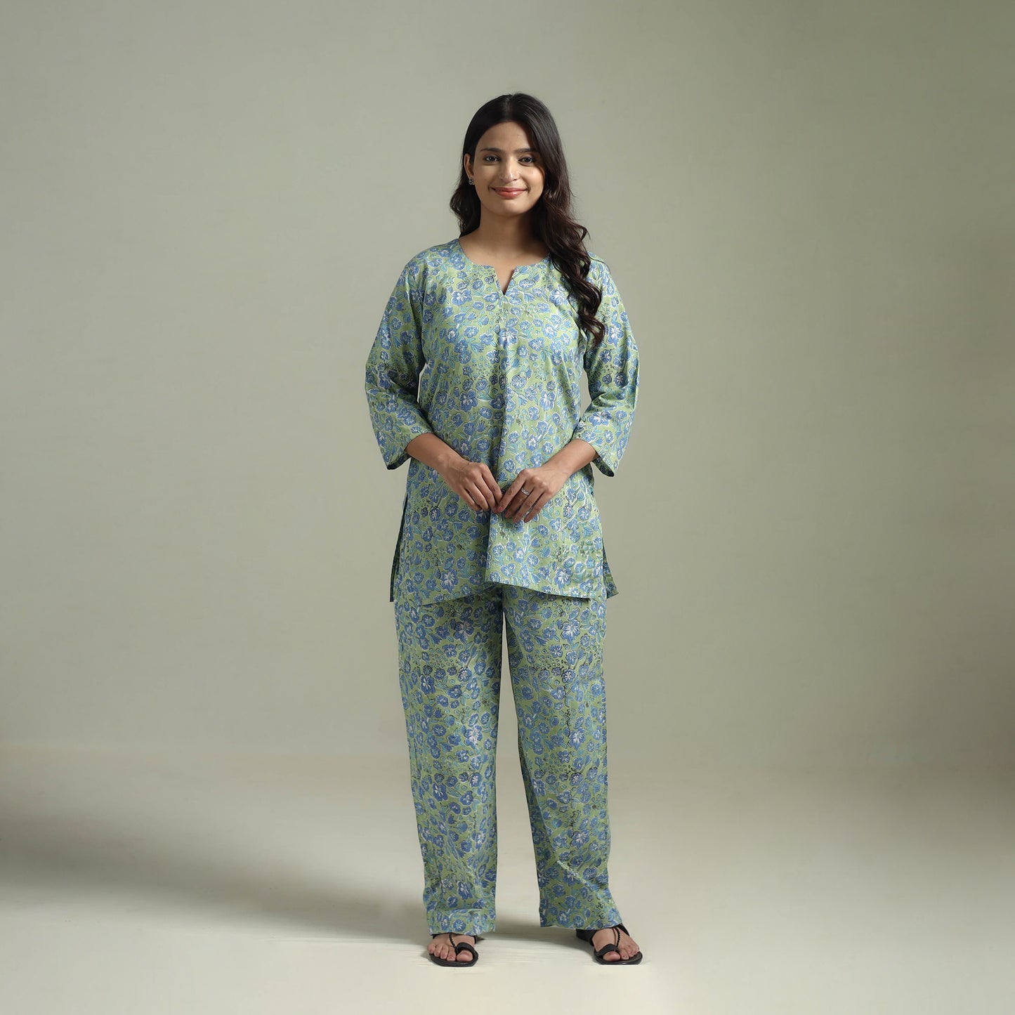 Sanganeri Floral Printed Cotton Night Suit for Women 09